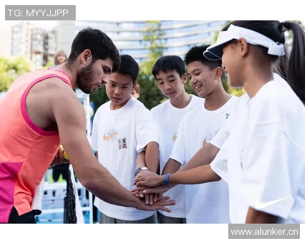 上海网球队边路渗透革新探索新战术提升整体竞争力 上海网球队边路渗透革新探索新战术提升整体竞争力