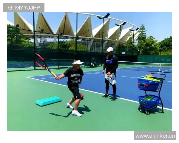 杭州网球队的默契配合与战术分析探讨网球竞技的团队精神与合作技巧